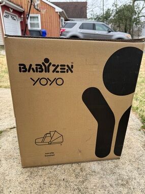 NIB - BABYZEN YOYO2 Bassinet - (black)